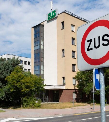 ZUS в Польше в 2026 году: что это такое, как работает и сколько платить
